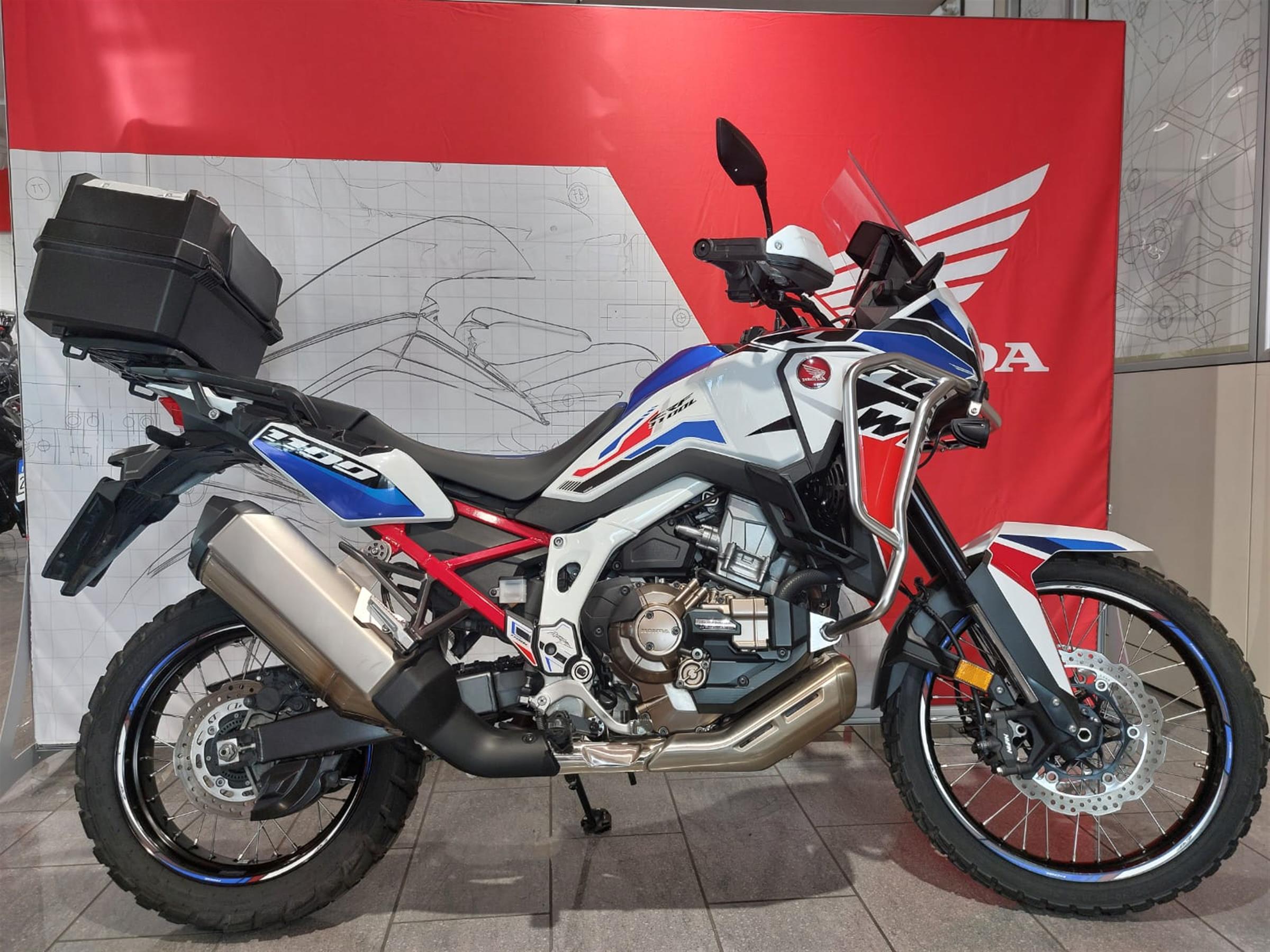 AFRICA TWIN 1100 DCT